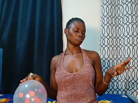 Snapshot of Pendo_ chatting on 10, 3, 2025 Pendo  online show from 10, 3, 2025