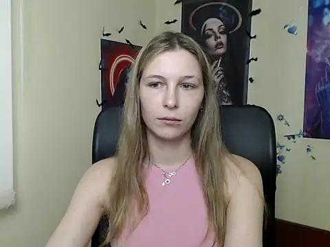 Snapshot of StrangerGi chatting on 17, 6, 2026 StrangerGi online show from 17, 6, 2026