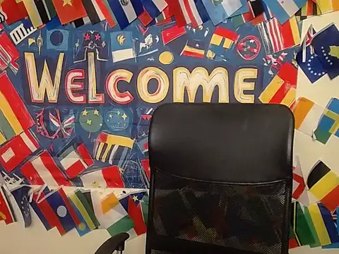 StrangerGi online show from 19, 6, 2026