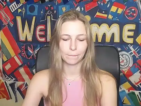 StrangerGi online show from 13, 7, 2026