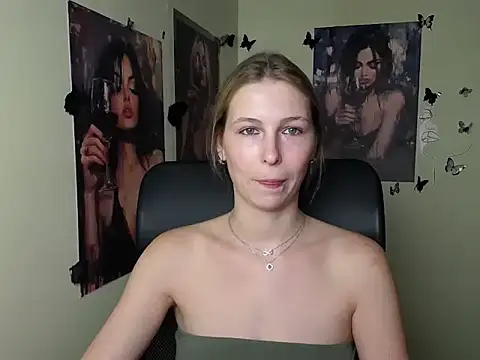 StrangerGi online show from 17, 7, 2026