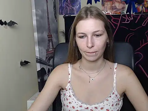 StrangerGi online show from 18, 7, 2026