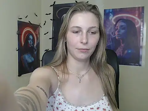 StrangerGi online show from 27, 7, 2026