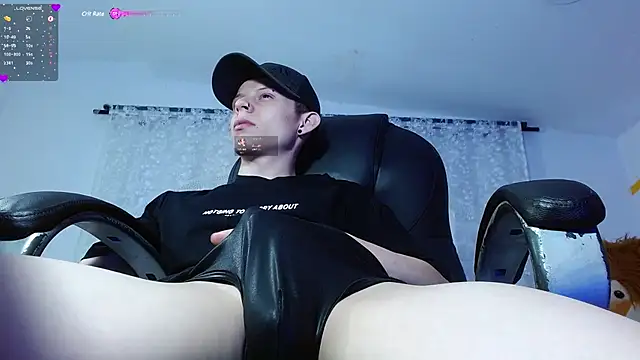 Matthew Boy  online show from 22, 12, 2024