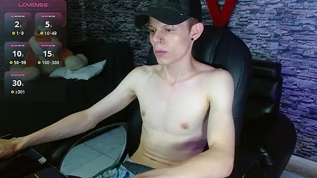 Matthew Boy  online show from 11, 3, 2025