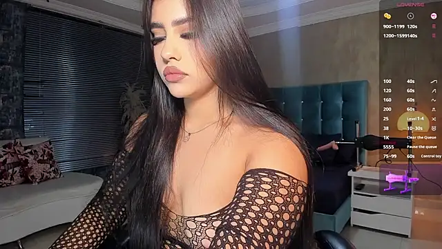 Snapshot of MelanieRioss chatting on 22, 10, 2025 MelanieRioss online show from 22, 10, 2025