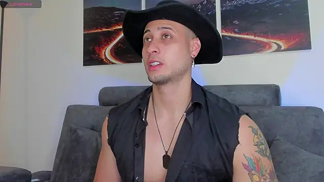 Snapshot of matt_saill chatting on 14, 2, 2025 matt saill online show from 14, 2, 2025