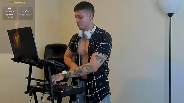 Snapshot of matt_saill chatting on 3, 10, 2025 matt saill online show from 3, 10, 2025