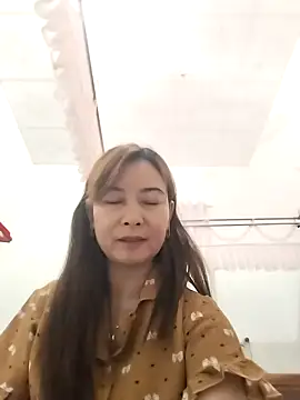Sexy-ladyboobs20 online show from 24, 12, 2024