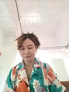 Sexy-ladyboobs20 online show from 28, 12, 2024