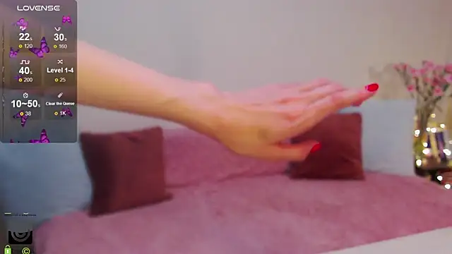 Snapshot of Ariana_Addams2 chatting on 4, 12, 2025 Ariana Addams2 online show from 4, 12, 2025