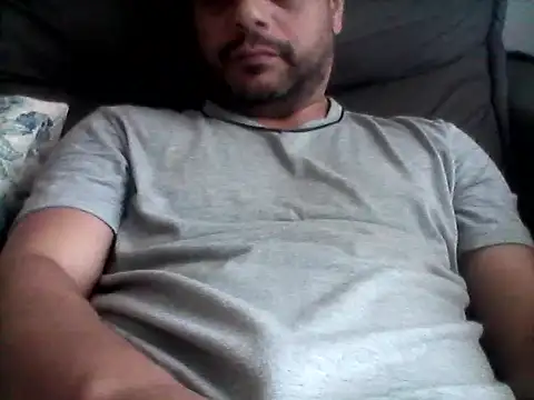 Snapshot of HornyBeachBoyBR chatting on 15, 9, 2025 HornyBeachBoyBR online show from 15, 9, 2025