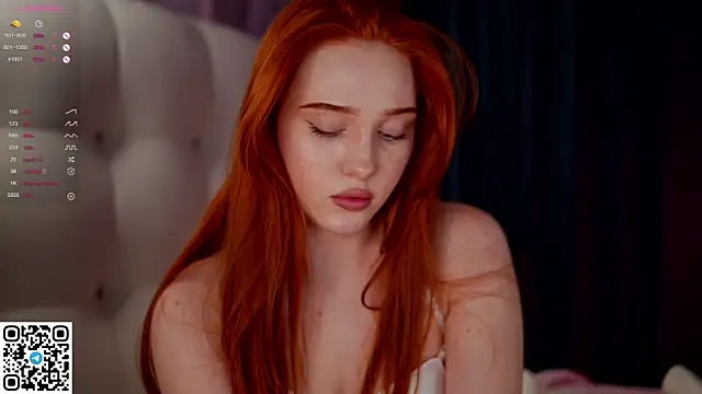 Snapshot of KleinGlif chatting on 10, 1, 2025 KleinGlif online show from 10, 1, 2025