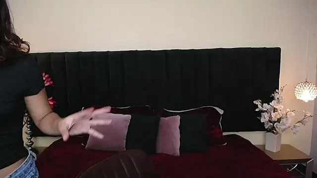 soft attraction online show from 7, 2, 2026