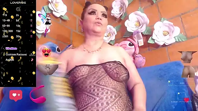 Snapshot of IngritBitch chatting on 25, 10, 2025 IngritBitch online show from 25, 10, 2025