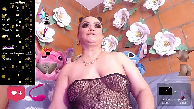 Snapshot of IngritBitch chatting on 20, 11, 2025 IngritBitch online show from 20, 11, 2025