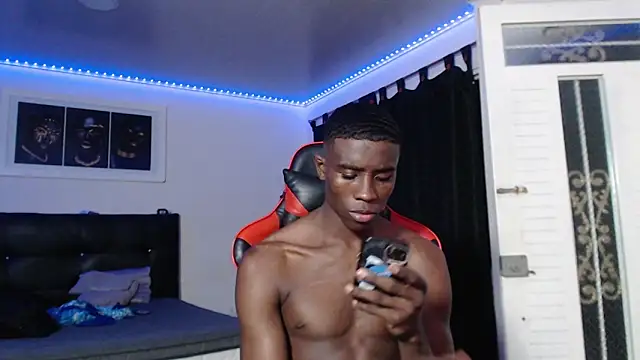 Couplex sexx online show from 5, 3, 2026