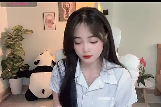  Aimy  online show from 17, 9, 2025