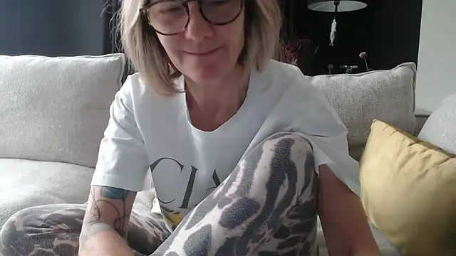 godinflower online show from 17, 9, 2025