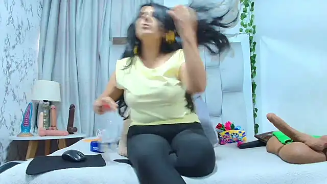  Marcela   online show from 16, 10, 2025