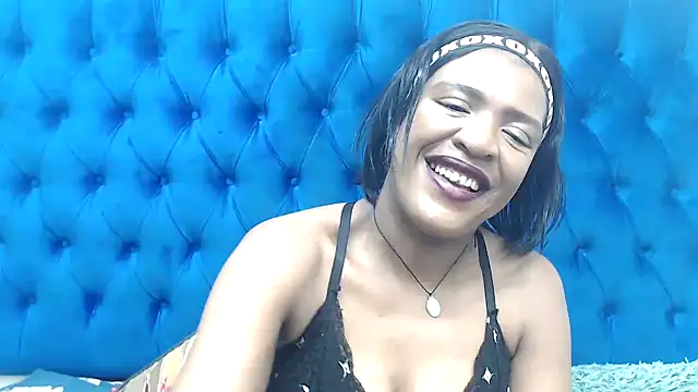 Snapshot of SpicyQueenxxxx chatting on 14, 4, 2026 SpicyQueenxxxx online show from 14, 4, 2026