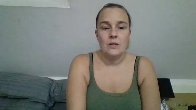 scrummymummy2 online show from 5, 1, 2026