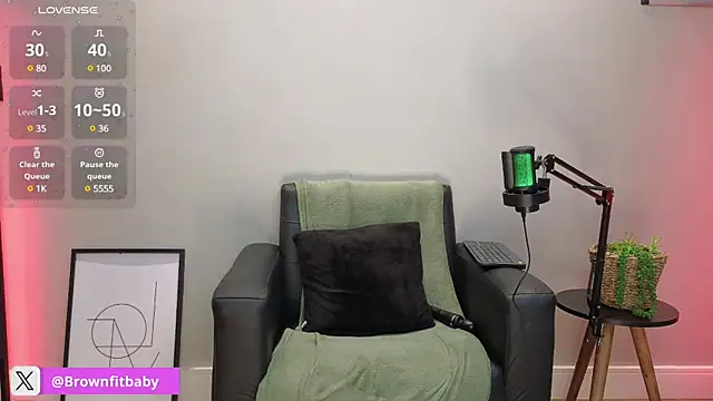Snapshot of Brownfitbabyy chatting on 7, 1, 2025 Brownfitbabyy online show from 7, 1, 2025