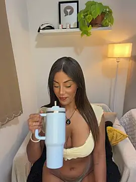 Brownfitbabyy online show from 27, 5, 2026