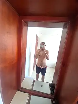 Snapshot of Juan2323hot chatting on 17, 9, 2025 Juan2323hot online show from 17, 9, 2025