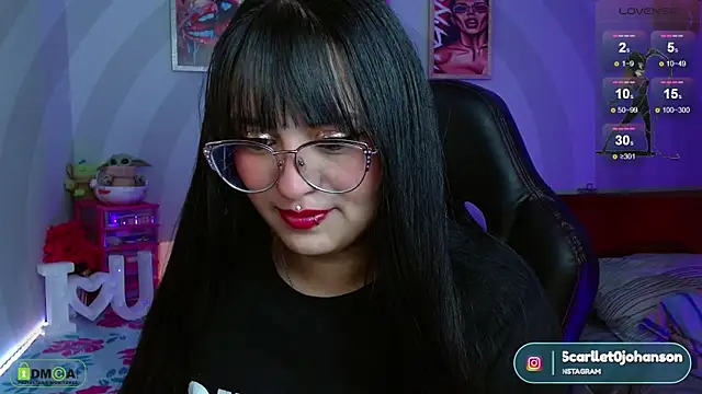 Miss scarllet  online show from 11, 12, 2024