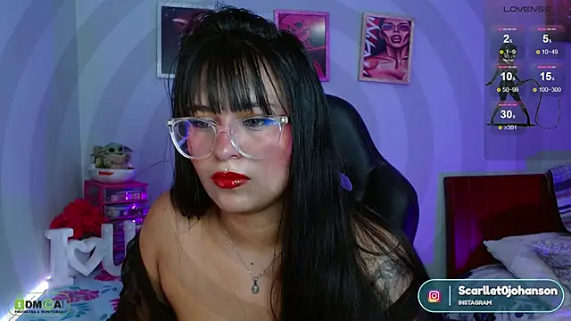 Miss scarllet  online show from 15, 1, 2025