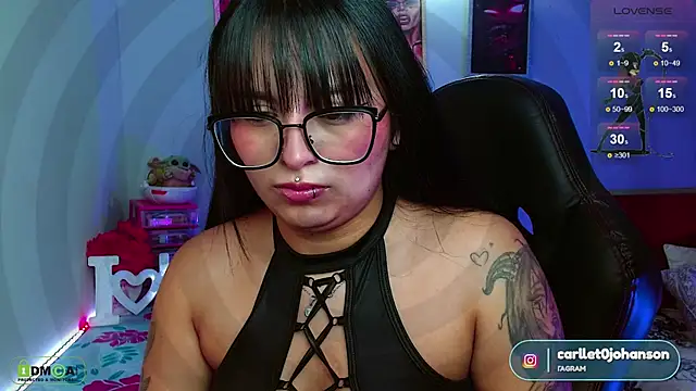 Miss scarllet  online show from 10, 3, 2025