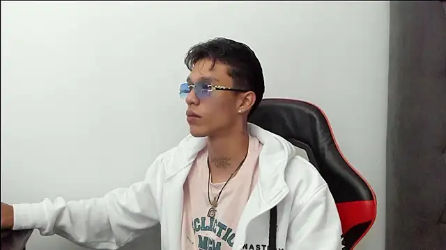 Snapshot of TommyGun_22 chatting on 14, 3, 2026 TommyGun 22 online show from 14, 3, 2026