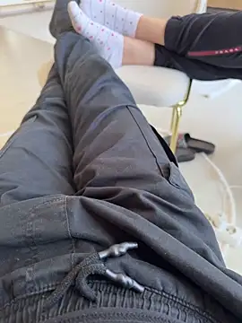 Snapshot of Soinanai chatting on 29, 10, 2025 Soinanai online show from 29, 10, 2025