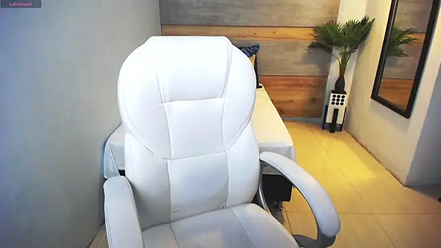 liseth fox online show from 14, 3, 2025