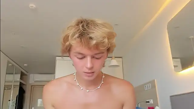 agelandreww online show from 2, 4, 2026