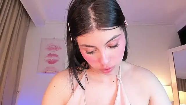 halseycox    online show from 20, 5, 2026