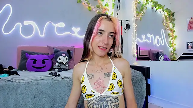 YouliteSllut2 online show from 14, 2, 2025