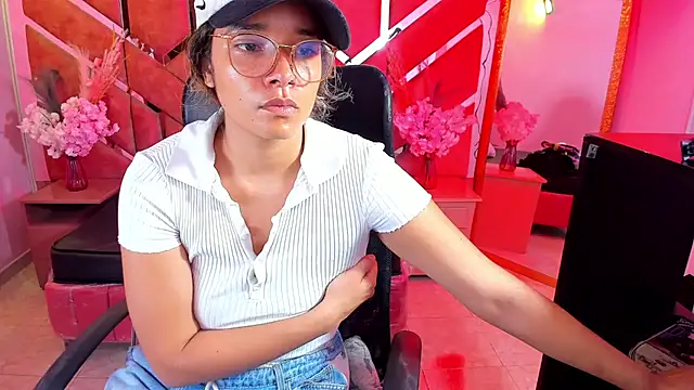 Olivia Fox69 online show from 28, 6, 2026