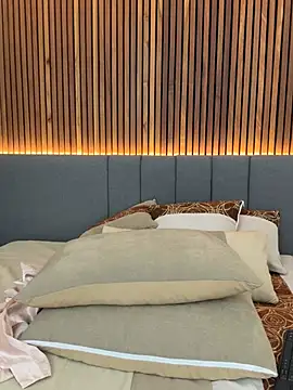 EmiilyAdams  online show from 21, 2, 2025