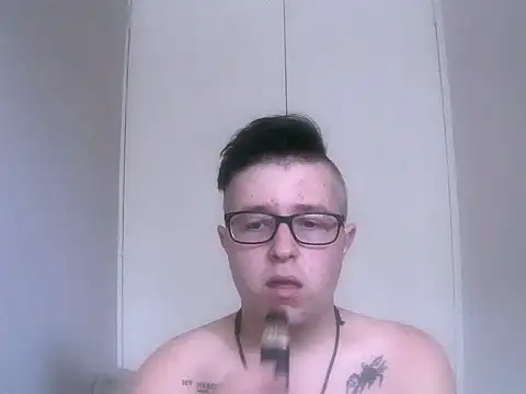 Snapshot of bisexualboy05 chatting on 23, 2, 2026 bisexualboy05 online show from 23, 2, 2026