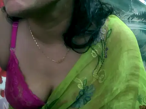 Snapshot of LOVERIAKOL chatting on 18, 2, 2025 LOVERIAKOL online show from 18, 2, 2025