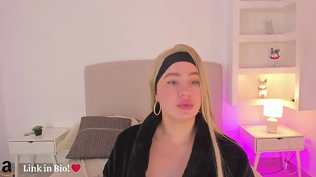 Snapshot of nathalynbarnes chatting on 5, 1, 2026 nathalynbarnes online show from 5, 1, 2026