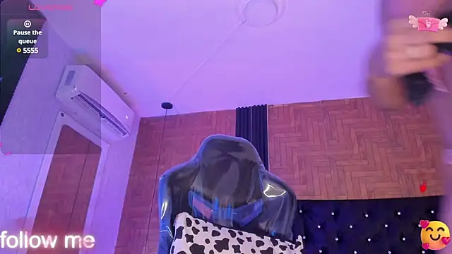 LaiilyBell12 online show from 19, 2, 2025