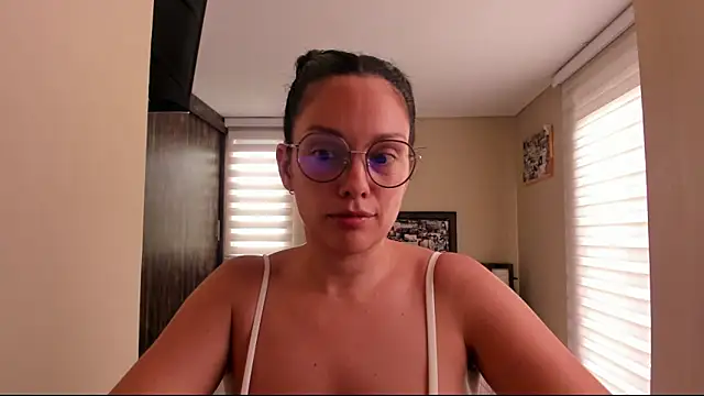 anabel 025 online show from 18, 4, 2026