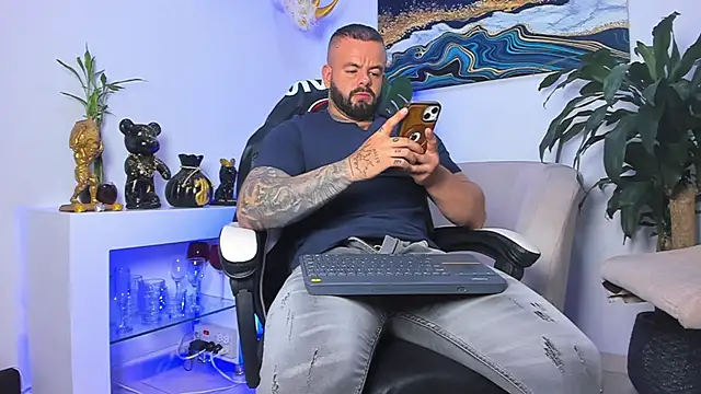 Snapshot of Johnnygrayson1 chatting on 20, 2, 2026 Johnnygrayson1 online show from 20, 2, 2026