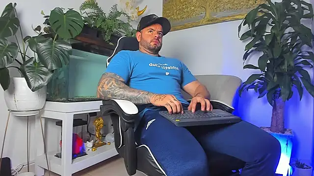 Snapshot of Johnnygrayson1 chatting on 26, 2, 2026 Johnnygrayson1 online show from 26, 2, 2026