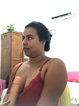 lollitta-33677 online show from 10, 1, 2025