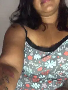 lollitta-33677 online show from 5, 3, 2025