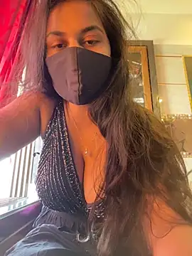 Snapshot of HaaniKaur chatting on 11, 11, 2025 HaaniKaur online show from 11, 11, 2025